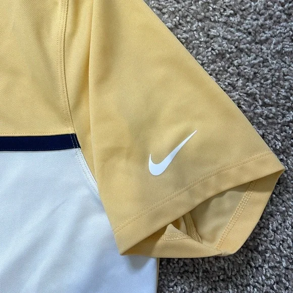 Men’s Nike golf shirt - Picture 3 of 5